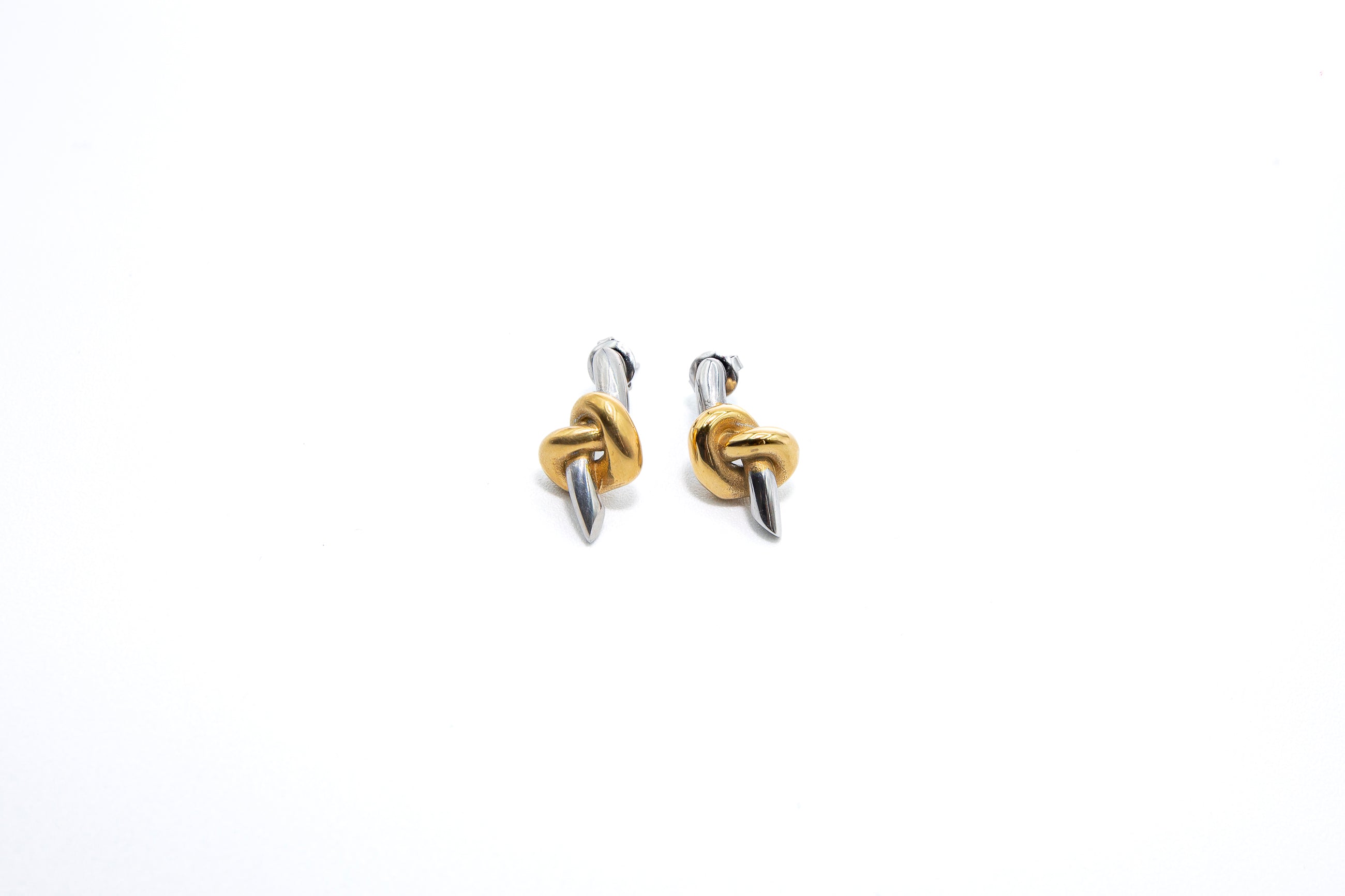 ORECCHINI KNOT